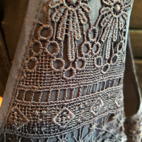 Likely choker navy lace - Picture 4 of 8